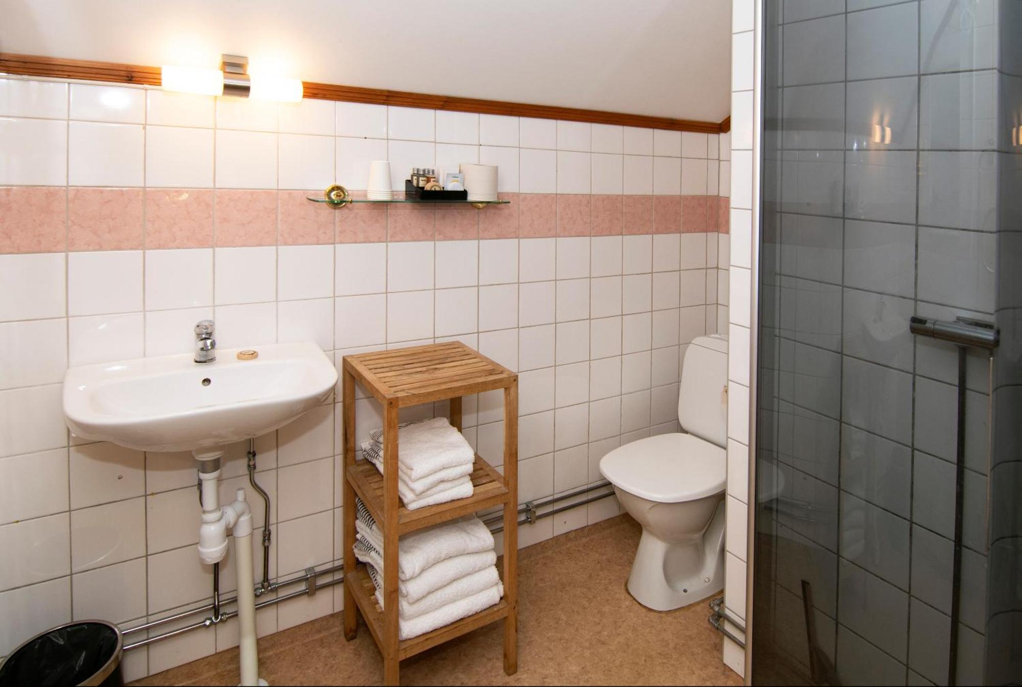 Hotell Krey Karlskoga Exteriör bild